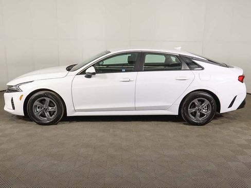 Used 2024 Kia K5 LXS image 16