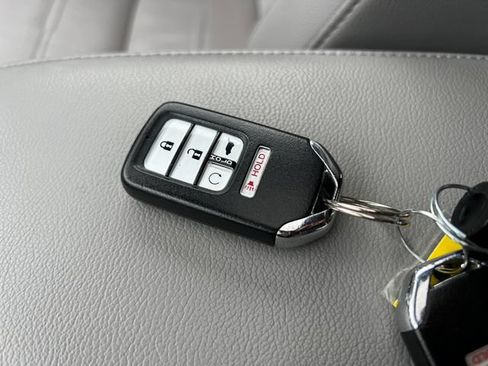 Used 2021 Honda CR-V EX-L image 27