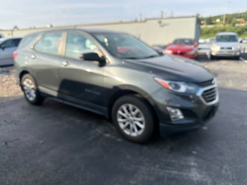 Used 2020 Chevrolet Equinox LS w/ LPO, Floor Liner Package AWD/4WD image 1