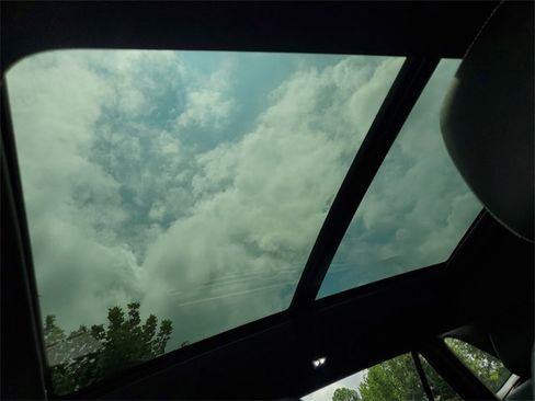 New 2026 Volkswagen Atlas Cross Sport SE image 36