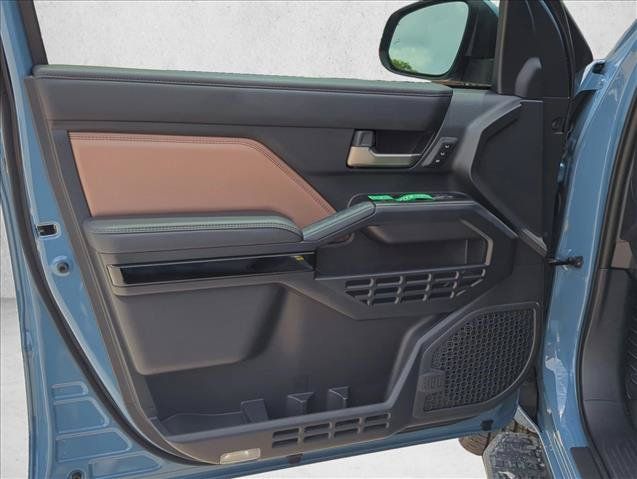 New 2026 Toyota 4Runner Limited AWD/4WD image 9