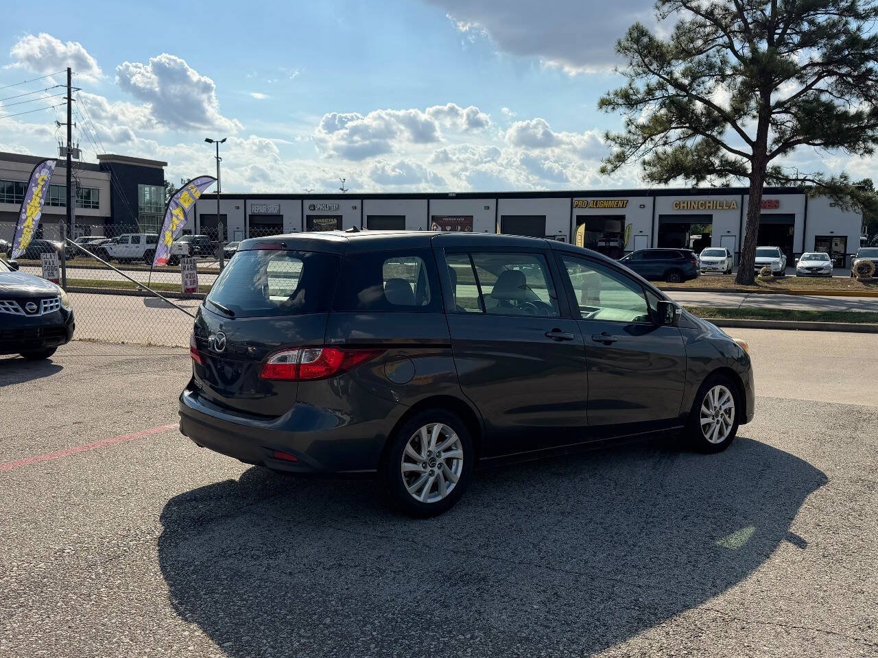 Used 2014 MAZDA MAZDA5 Sport FWD image 13