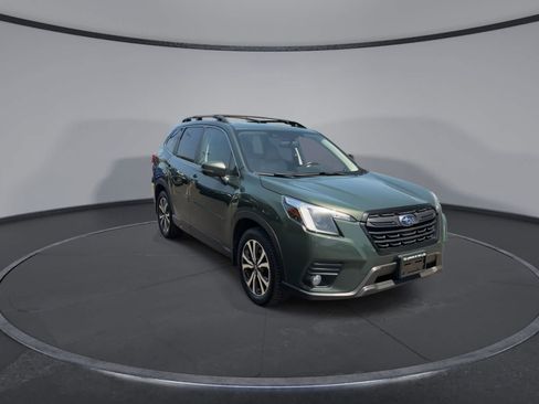 Used 2022 Subaru Forester Limited AWD/4WD image 2