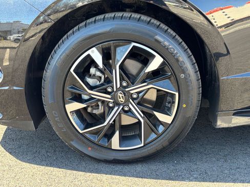 Used 2025 Hyundai Sonata SEL FWD image 30