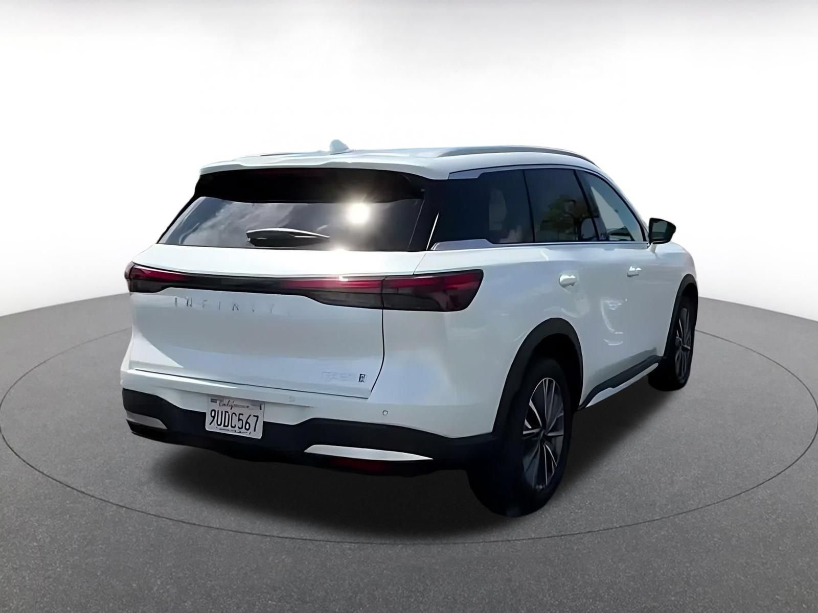 Used 2026 INFINITI QX60 Luxe AWD/4WD image 14