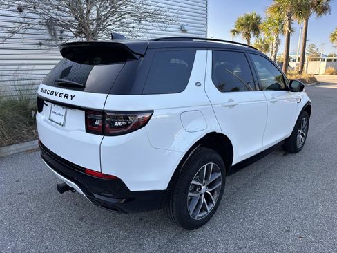 New 2026 Land Rover Discovery Sport Landmark image 6