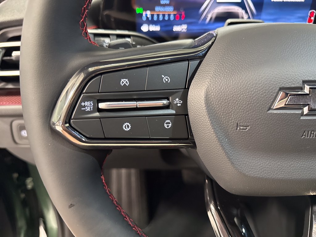 New 2027 Chevrolet Traverse RS AWD/4WD image 3