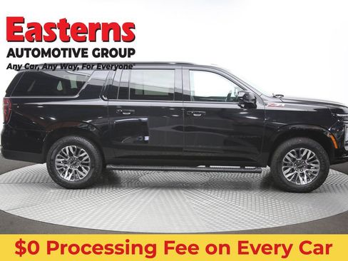 Used 2025 Chevrolet Suburban Z71 AWD/4WD image 50