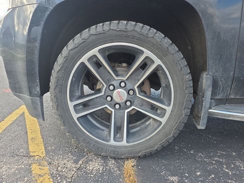 Used 2016 GMC Yukon SLT w/ Open Road Package image 27