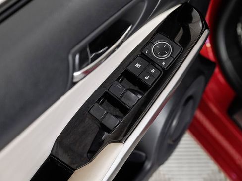 Used 2015 Lexus IS 350 w/ Navigation System Package image 45