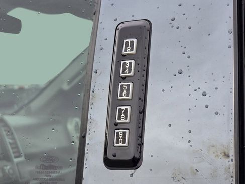 Used 2015 Ford F150 Lariat w/ Equipment Group 502A Luxury image 30