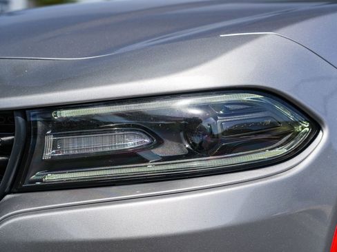 Used 2016 Dodge Charger R/T image 2