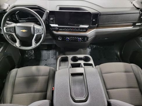 Used 2024 Chevrolet Silverado 1500 LT image 6