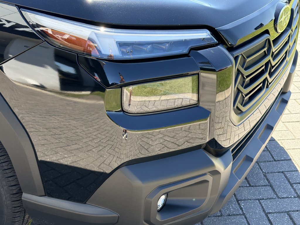 Certified 2026 Subaru Outback Limited AWD/4WD image 9