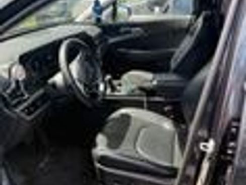 Certified 2024 Kia Sportage EX FWD image 14