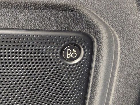 Used 2020 Ford Escape Titanium w/ Titanium Premium Package 2.0 image 20