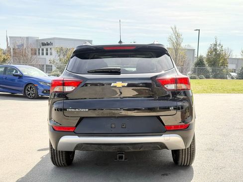 Used 2023 Chevrolet TrailBlazer LT FWD image 23