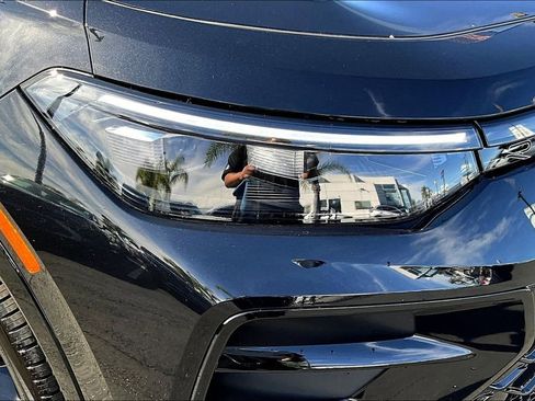 New 2026 Volkswagen Tiguan SE R-Line image 29