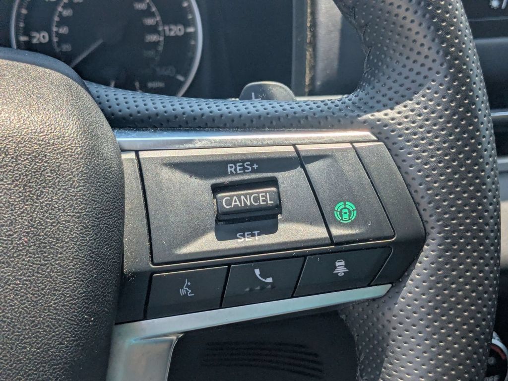 Used 2025 Mitsubishi Outlander SE FWD image 19