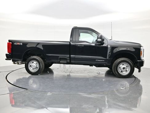 Used 2026 Ford F250 XL AWD/4WD image 4