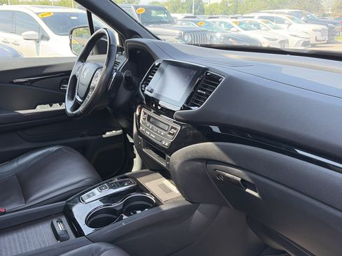 Certified 2023 Honda Ridgeline Black Edition image 16