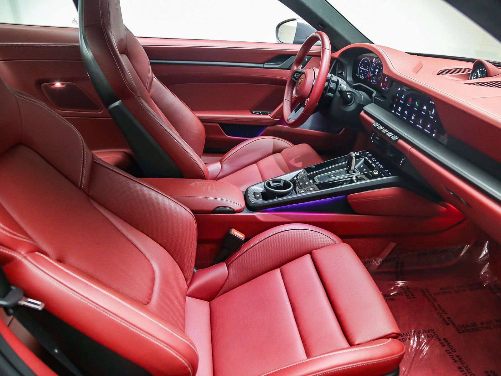 Certified 2025 Porsche 911 Carrera GTS RWD image 20