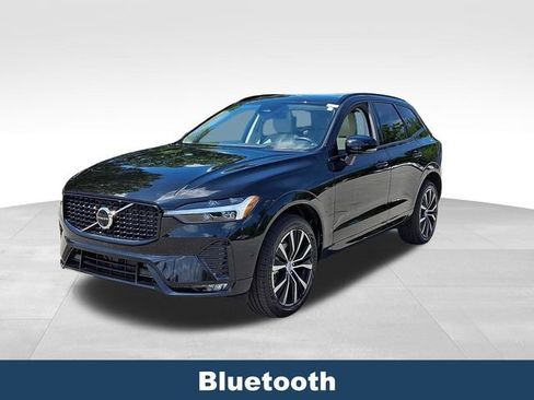 Used 2024 Volvo XC60 B5 Ultimate w/ Protection Package Premier AWD/4WD image 4