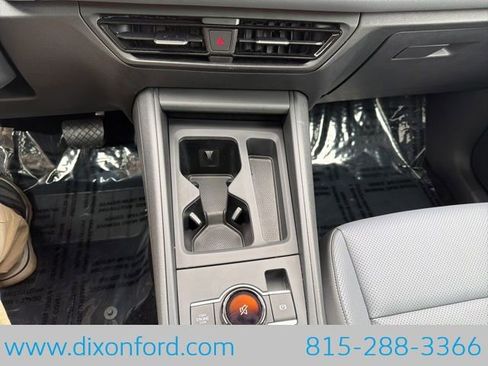 New 2025 Volkswagen Tiguan SE AWD/4WD image 12