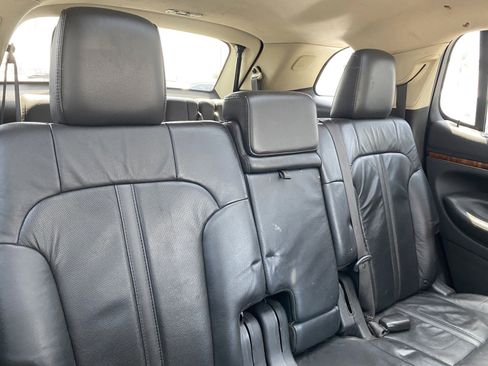 Used 2019 Lincoln MKT AWD image 18