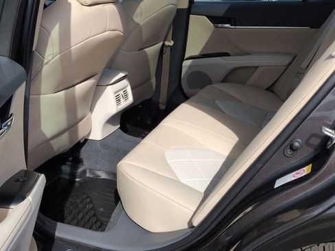 Certified 2019 Toyota Camry XLE w/ Driver Assist Package image 17
