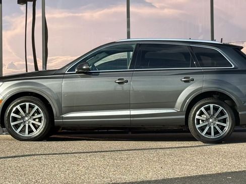 Used 2018 Audi Q7 3.0T Prestige w/ Prestige Package AWD/4WD image 5