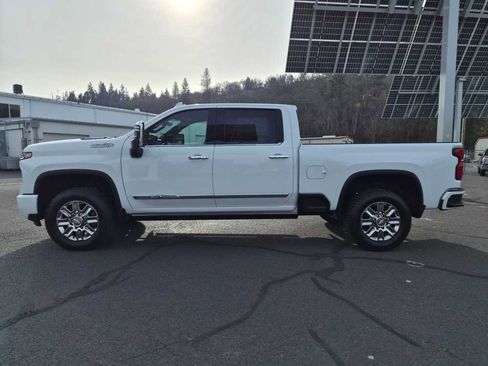 New 2026 Chevrolet Silverado 2500 High Country w/ High Country Premium Package image 8