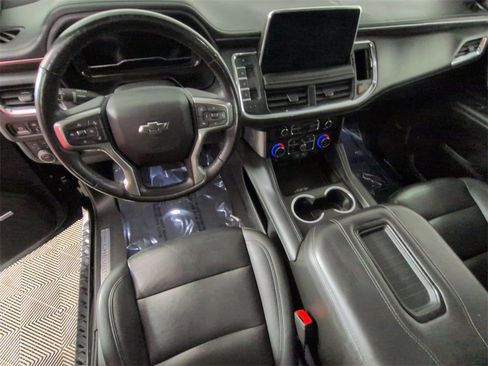 Certified 2022 Chevrolet Suburban Z71 w/ Luxury Package image 10