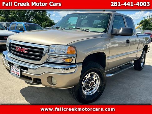 Used 2004 GMC Sierra 2500 SLT w/ Skid Plate Package AWD/4WD image 1