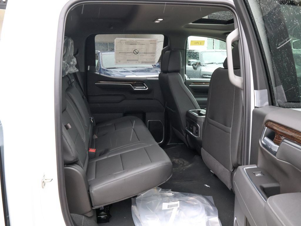 New 2026 GMC Sierra 1500 Elevation w/ Elevation Premium Package AWD/4WD image 28