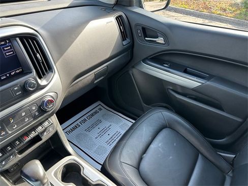 Used 2022 Chevrolet Colorado ZR2 w/ ZR2 Dusk Special Edition image 28