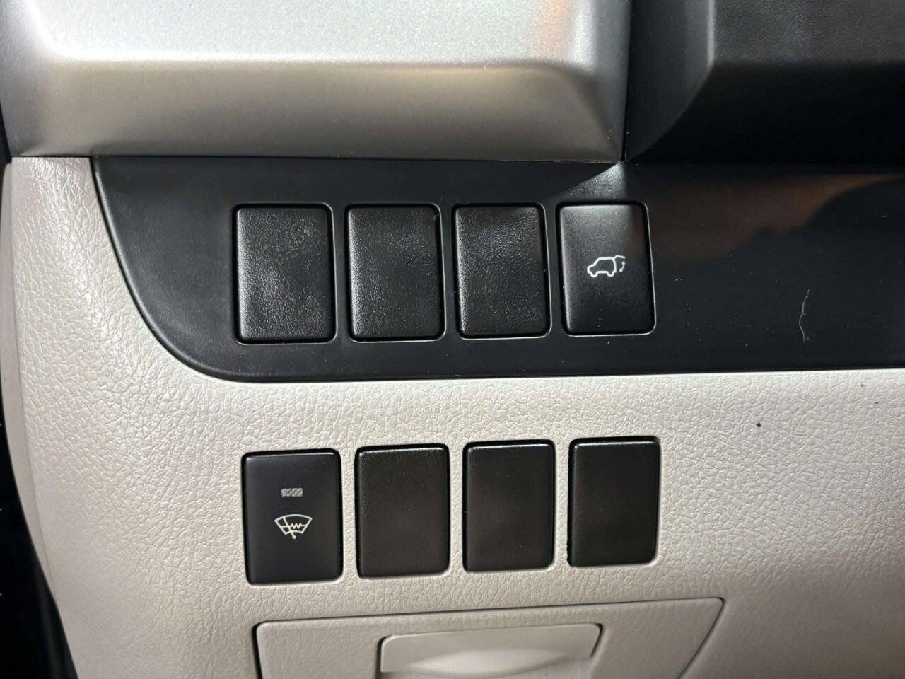 Used 2014 Toyota Highlander XLE AWD/4WD image 38