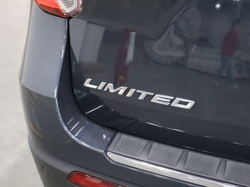 Used 2022 Ford Explorer Limited w/ Equipment Group 301A RWD image 48