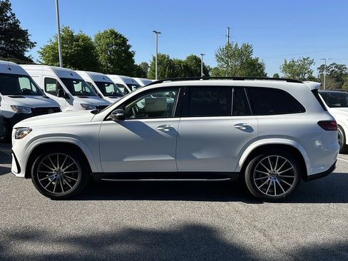 New 2026 Mercedes-Benz GLS 450 4MATIC image 5