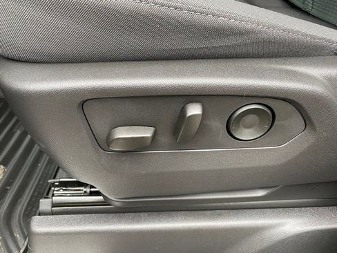 New 2025 Chevrolet Silverado 1500 LT image 17