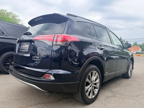 Used 2018 Toyota RAV4 Limited w/ Advanced Technology Package AWD/4WD image 3
