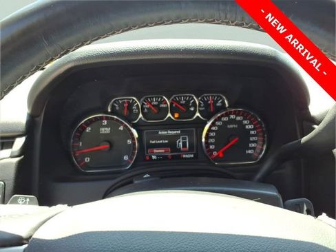 Used 2016 GMC Yukon SLE w/ Convenience Package AWD/4WD image 17