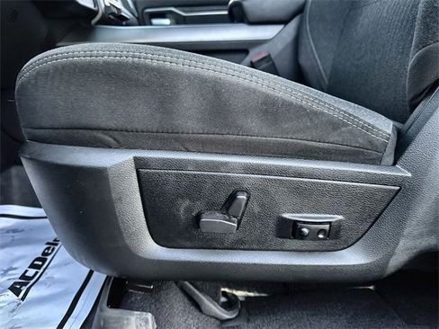 Used 2021 RAM 3500 Big Horn w/ Level 1 Equipment Group image 12