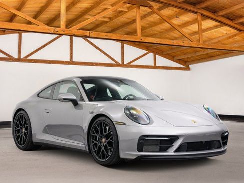 Used 2024 Porsche 911 Carrera 4 GTS image 7