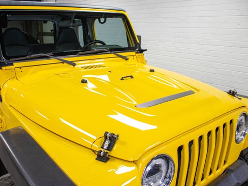 Used 2002 Jeep Wrangler X AWD/4WD image 11