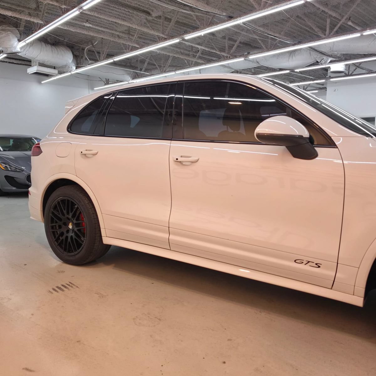 Used 2016 Porsche Cayenne GTS w/ Premium Package Plus AWD/4WD image 7