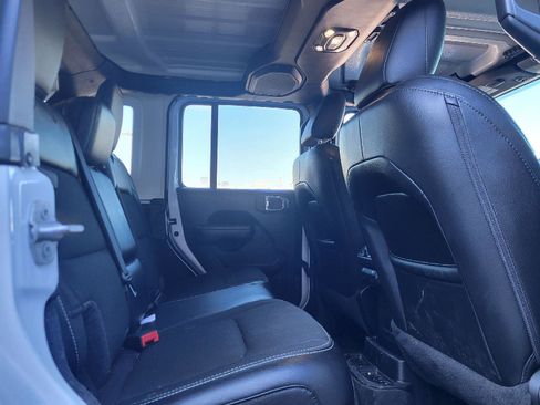 Used 2021 Jeep Wrangler Unlimited Sport image 11