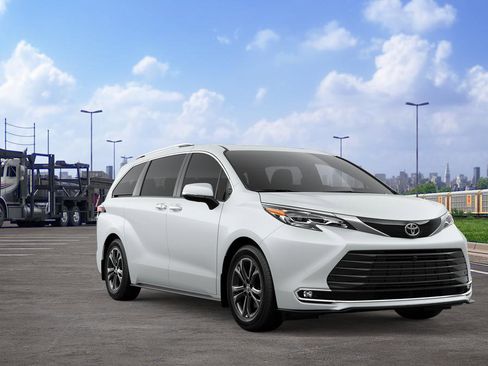 New 2026 Toyota Sienna Platinum AWD/4WD image 15