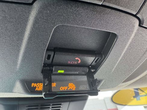 Used 2024 Toyota Corolla LE image 23