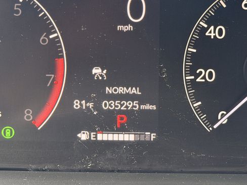Used 2023 Honda Pilot Touring image 20
